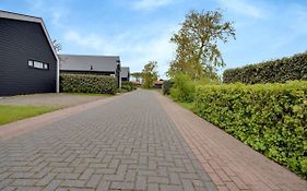 Lovely Holiday Home in Kattendijke with Garden